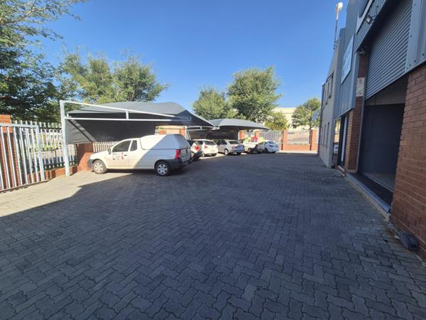 781  m² Industrial space