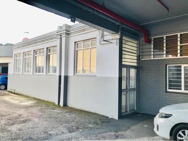 580  m² Industrial space