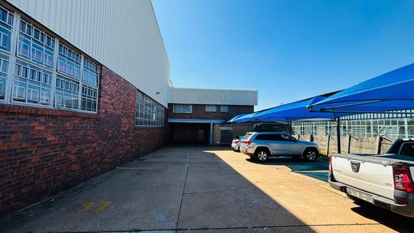 2 300 m² Industrial space
