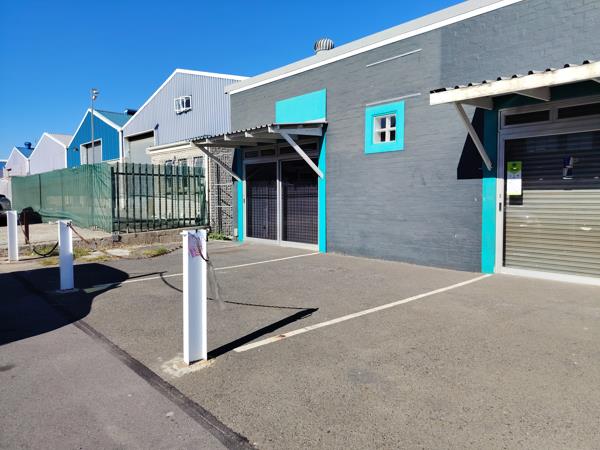 589  m² Industrial space