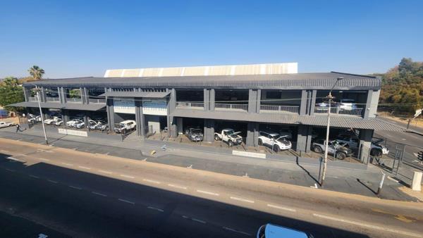 5 000 m² Commercial space