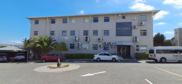 2 702  m² Office Space