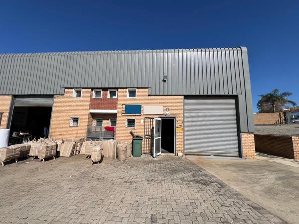 240  m² Industrial space