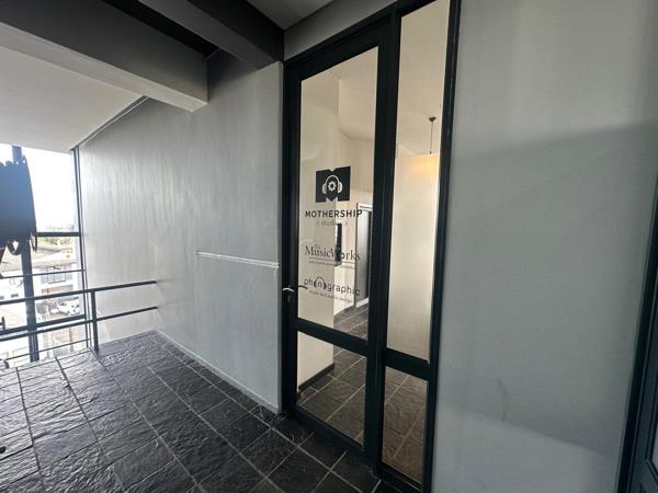 108 m² Commercial space