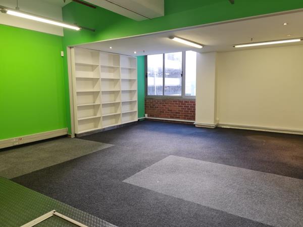 133  m² Office Space