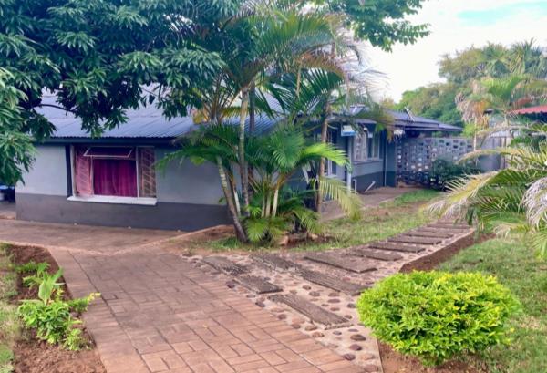 6 Bedroom House