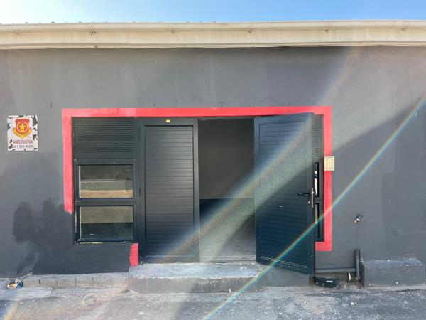 149  m² Commercial space