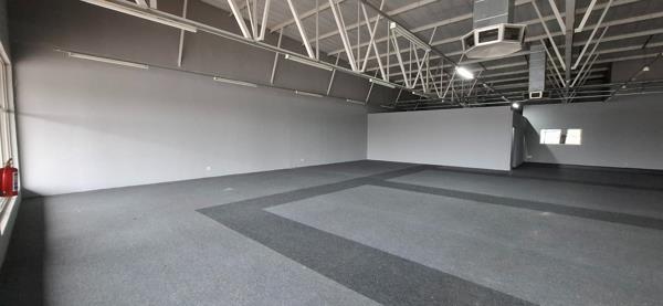 450  m² Commercial space