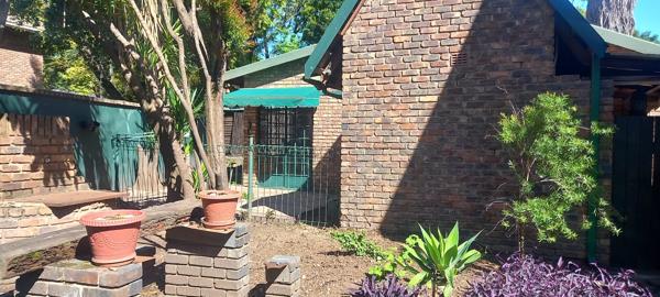 1 Bedroom Garden Cottage