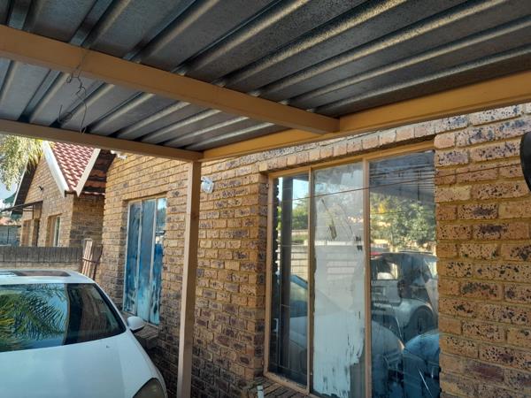 2 Bedroom House