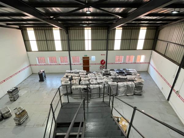 285  m² Industrial space