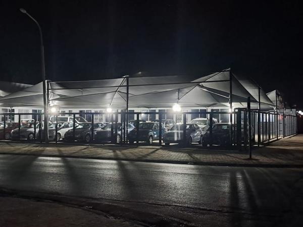 130 m² Commercial space