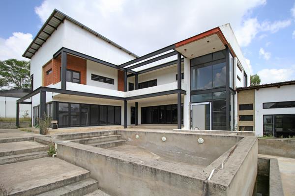 5 Bedroom House