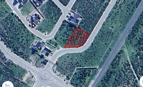 794 m² Land