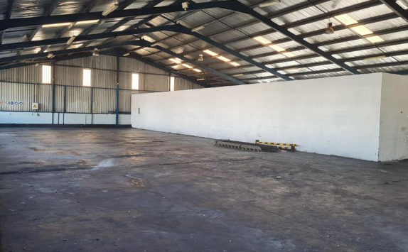 960  m² Industrial space