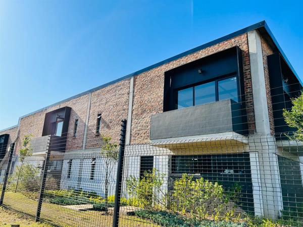 250  m² Commercial space