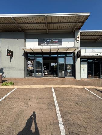 198  m² Retail Space