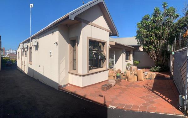 530  m² Commercial space