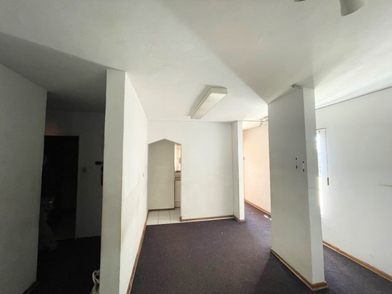 81  m² Commercial space