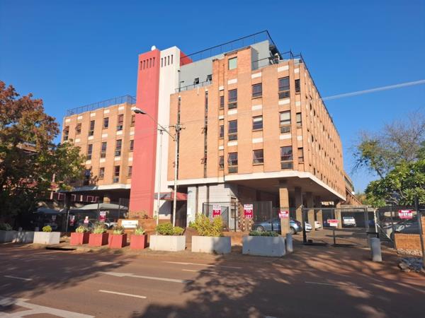 350  m² Commercial space