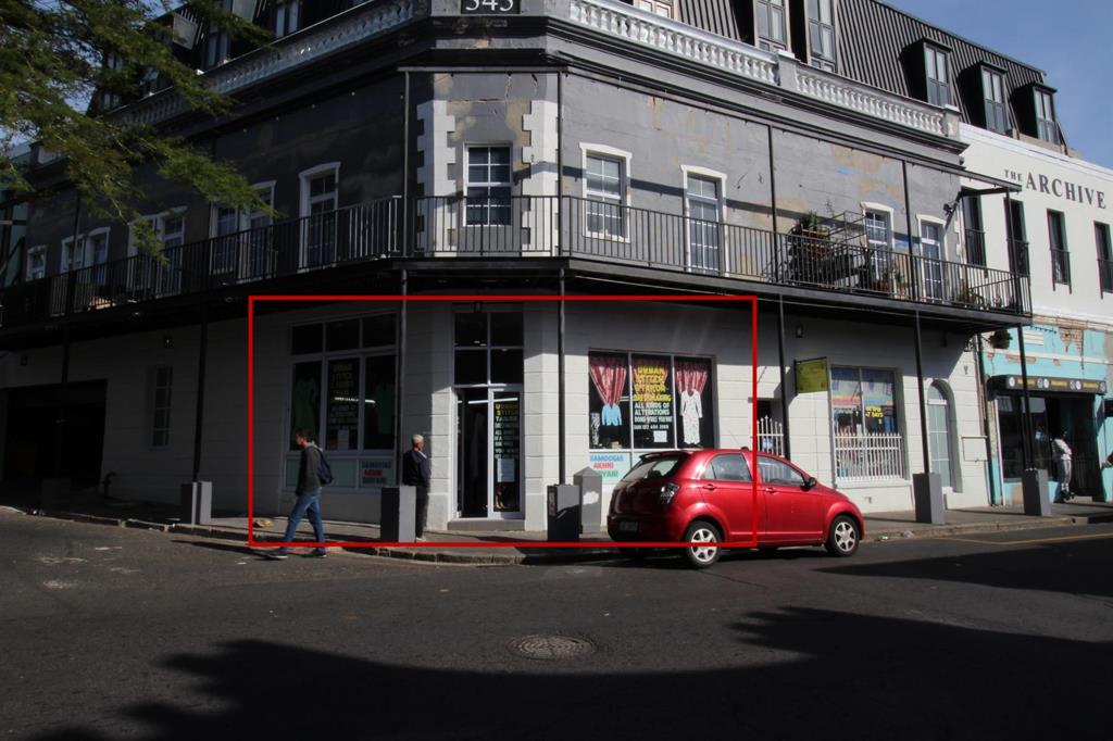 30  m² Commercial space