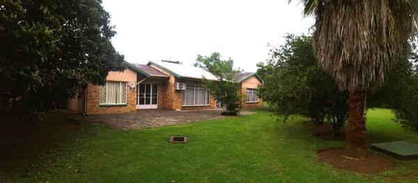 8 565 m² Farm