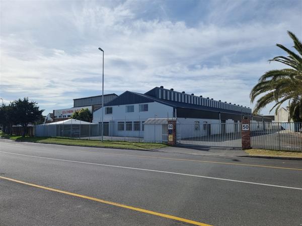 1 740 m² Industrial space