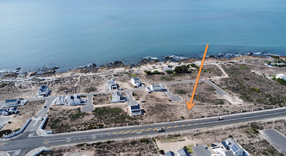 369 m² Land