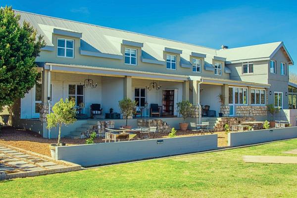 8 Bedroom House