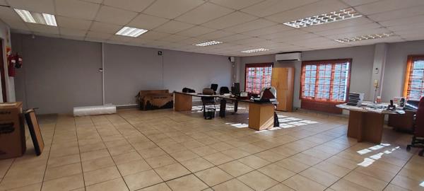 160  m² Office Space