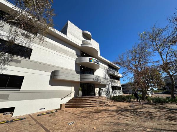 1 036  m² Commercial space