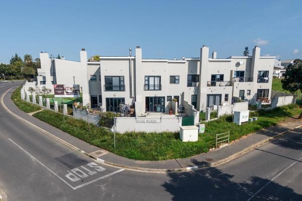 4 Bedroom Townhouse