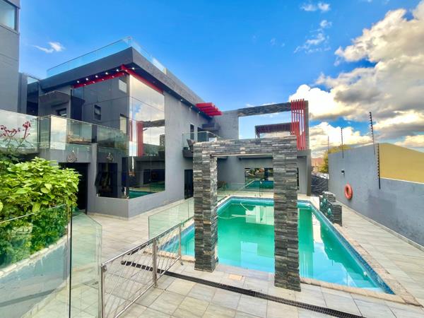 5 Bedroom House