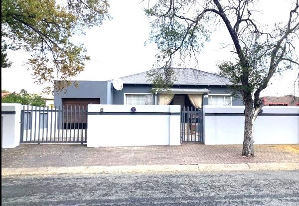 2 Bedroom House