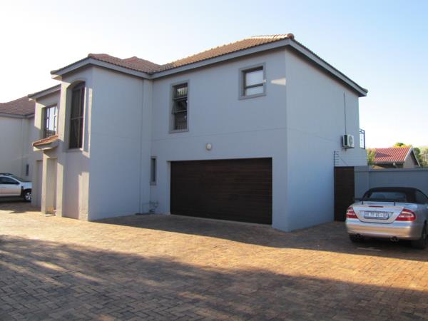 4 Bedroom Townhouse