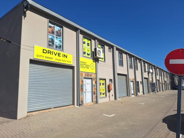 123  m² Industrial space