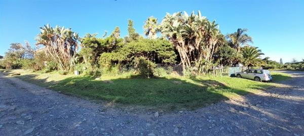 1 413 m² Land