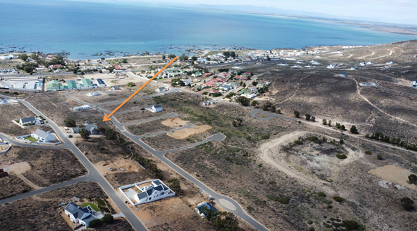 425 m² Land