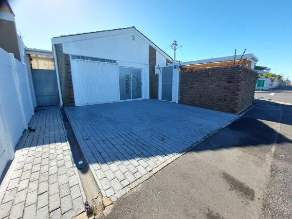 30  m² Commercial space