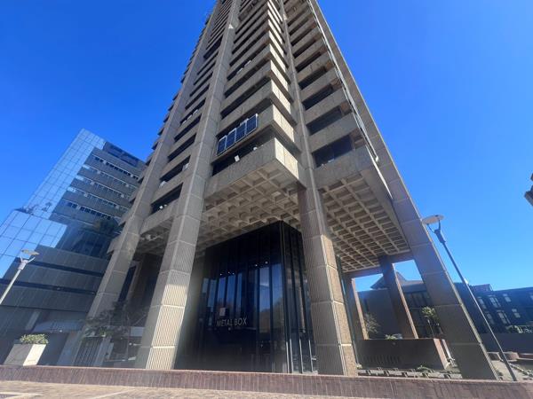 835 m² Commercial space