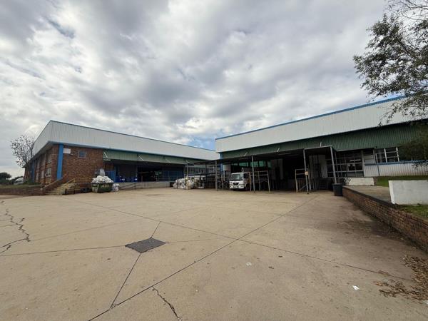 8 403  m² Industrial space