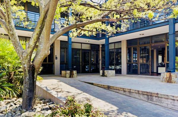 167  m² Commercial space