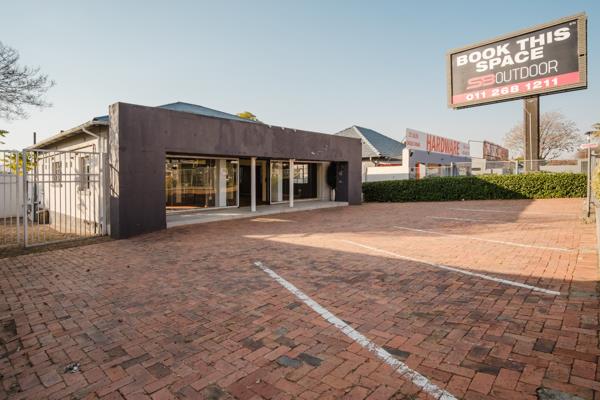 240  m² Commercial space