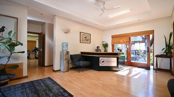 300 m² Commercial space