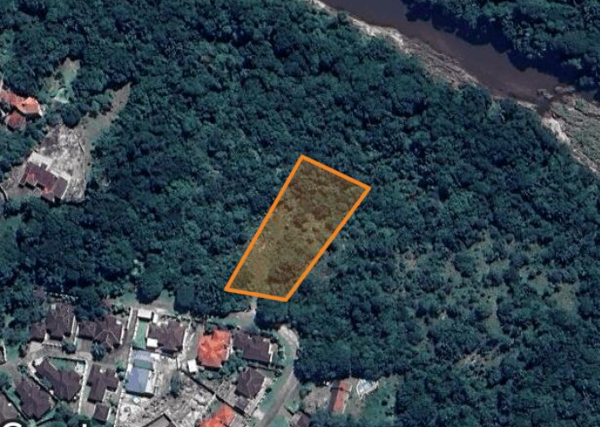 2 678 m² Land