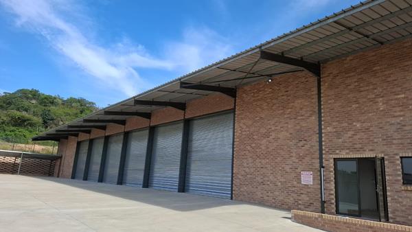 1 800  m² Commercial space