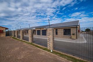 1 Bedroom Townhouse