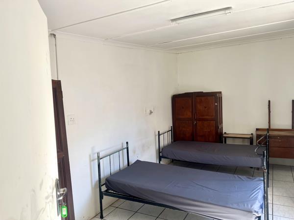 29 Bedroom House