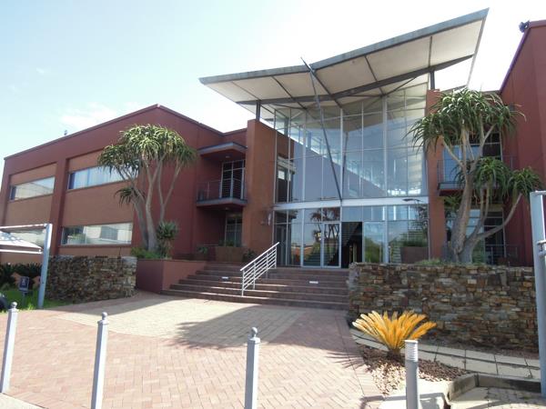 430  m² Office Space