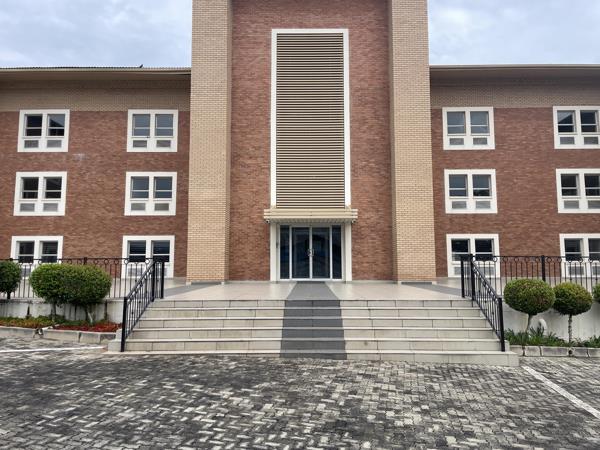 554  m² Commercial space